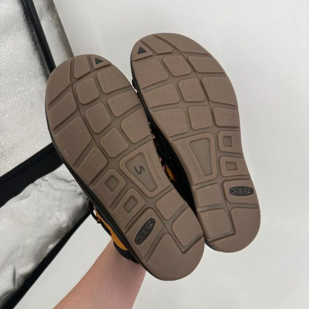 KEEN Sandals Uneek 2 Open Toe Woven Water Hike Outdoor Gorpcore Mens Size 9.5